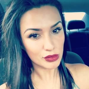 Meet your Posher, Sabrina